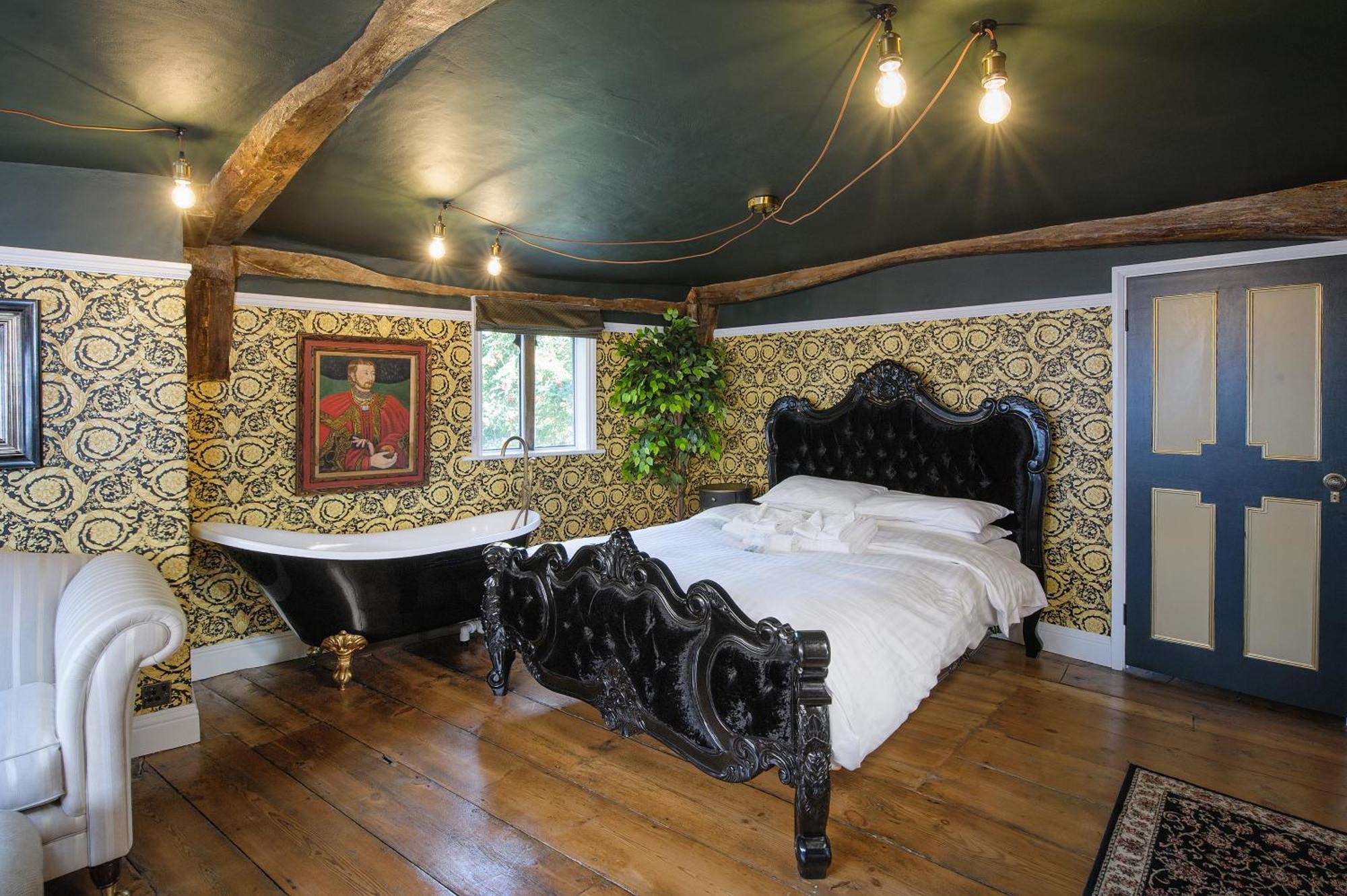 Huge Deluxe 600 Year Old Essex Manor, Hot Tub, Cinema Room, Sky Tv Saffron Walden Exterior foto